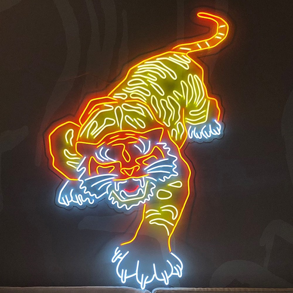 Néon LED Tigre Sauvage – L’enseigne lumineuse féline grandeur nature